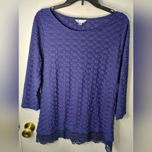 Rebecca Malone Women Size Medium Blue Lace Hem Top